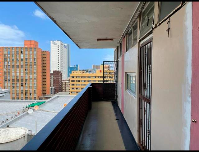 1 BEDROOM PROPERTY TO RENT IN NORTH BEACH